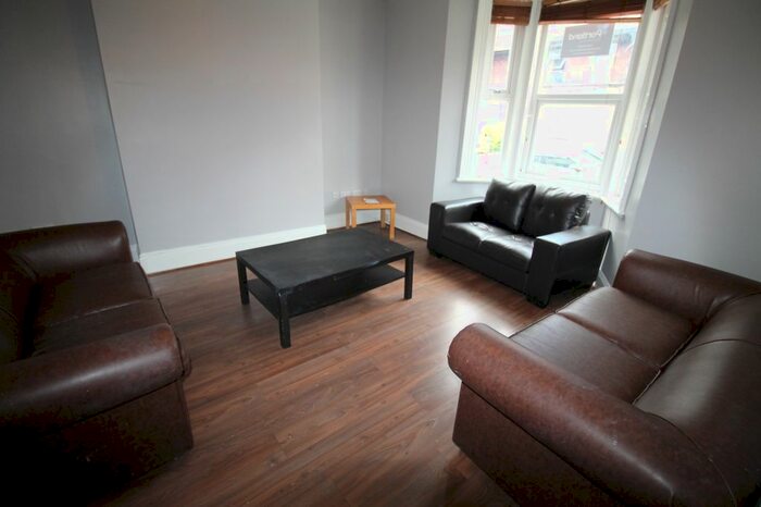 6 Bedroom Terraced House To Rent In Claremont Street, Newcastle Upon Tyne, NE2