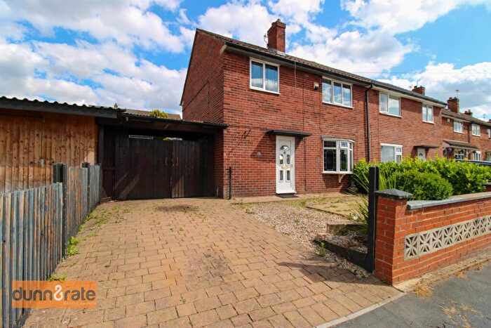 3 Bedroom Semi-Detached House For Sale In Hillside Close, Baddeley Green, Stoke-On-Trent, ST2