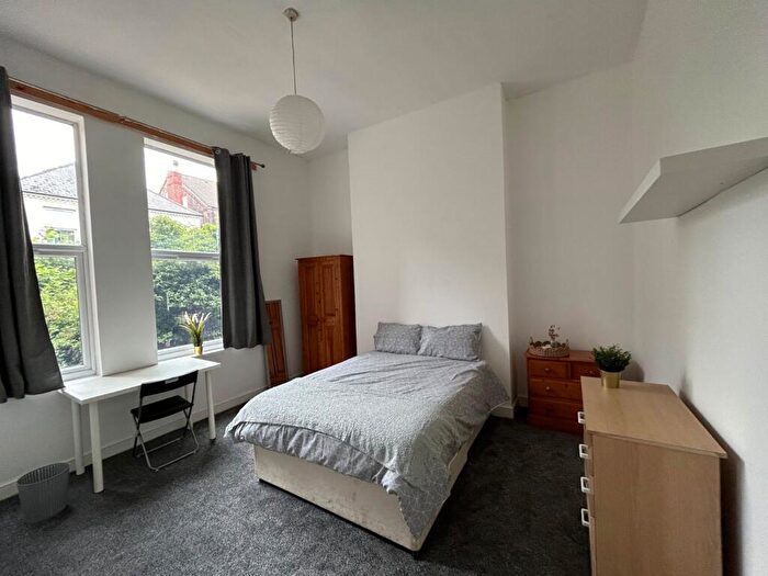 4 Bedroom Flat To Rent In Burns Street, Arboretum, Nottingham, NG7