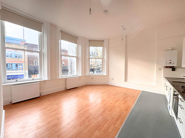 1 Bedroom Apartment To Rent In Wolsey Mews, London, NW5