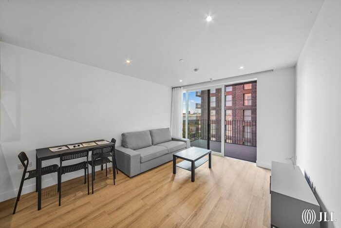 1 Bedroom Flat To Rent In Quay Walk, London, HA0