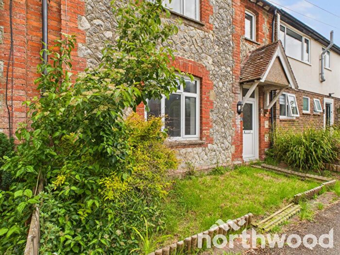 2 Bedroom Cottage To Rent In The Street, Newington, Folkestone, CT18