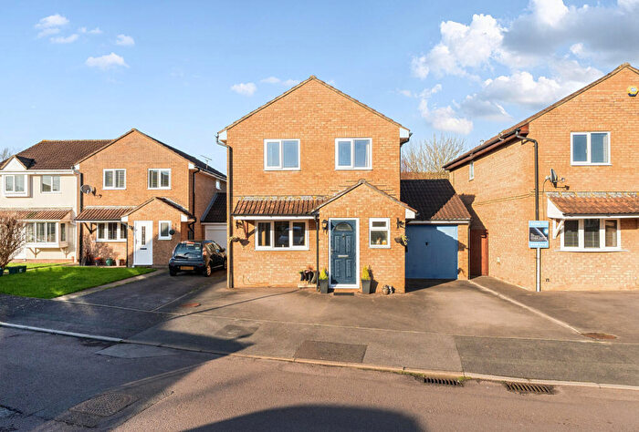 4 Bedroom Detached House For Sale In Parnall Crescent, Yate, Bristol, Gloucestershire, BS37
