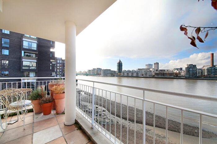2 Bedroom Flat For Sale In Old Swan Wharf, Battersea Church Road, SW11