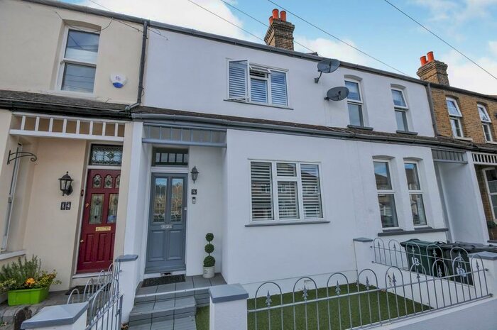 2 Bedroom Terraced House To Rent In Beaconsfield Road, Bexley, DA5