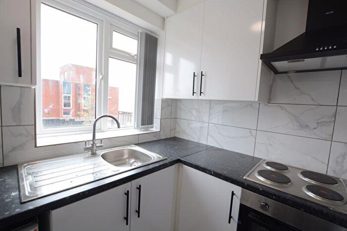 1 Bedroom Property To Rent In Packhorse Road, Gerrards Cross, SL9