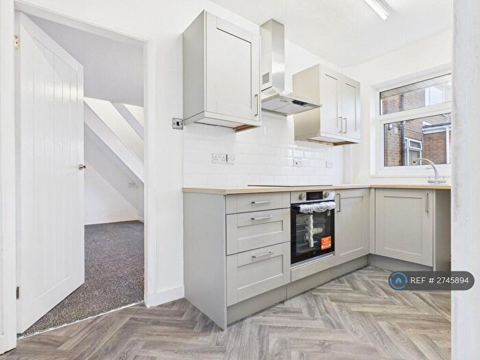 3 Bedroom Semi Detached House To Rent In Eastbourne Road, Darlington, DL1