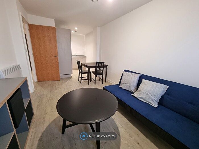 1 Bedroom Flat To Rent In Northill Apartments, Salford, M50