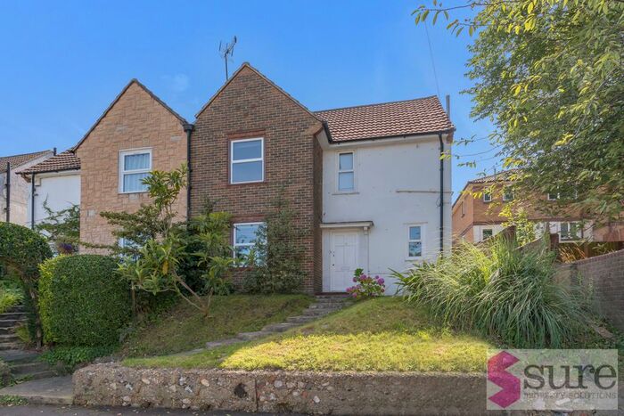 6 Bedroom Semi-Detached House To Rent In Chailey Road, Brighton, BN1