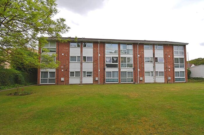 2 Bedroom Flat To Rent In Inks Green, Chingford, London., E4