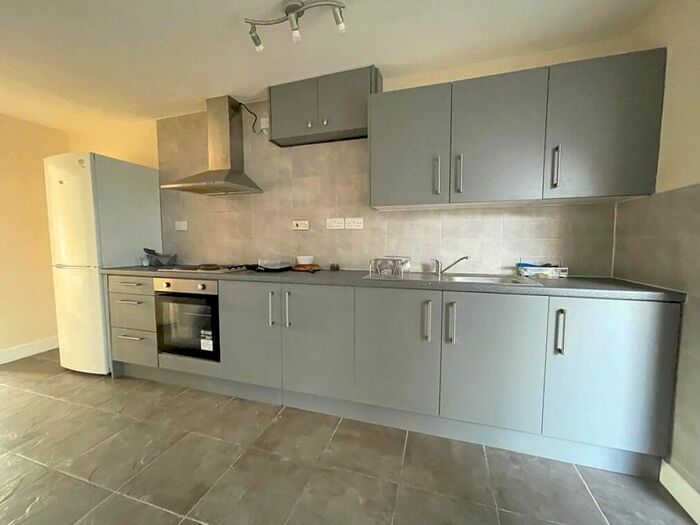 2 Bedroom Flat To Rent In Hill Top, West Bromwich, B70