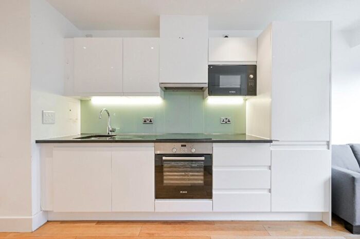 1 Bedroom Flat To Rent In Edridge Road, Croydon, London, CR0