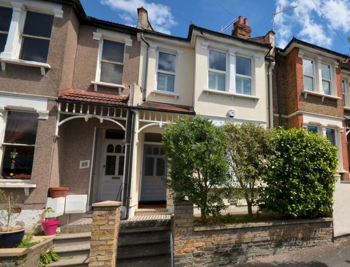 4 Bedroom Terraced House To Rent In Hopedale Road London, SE7