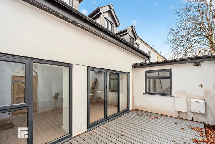 2 Bedroom Terraced House For Sale In Severn Grove, Pontcanna, Cardiff, CF11