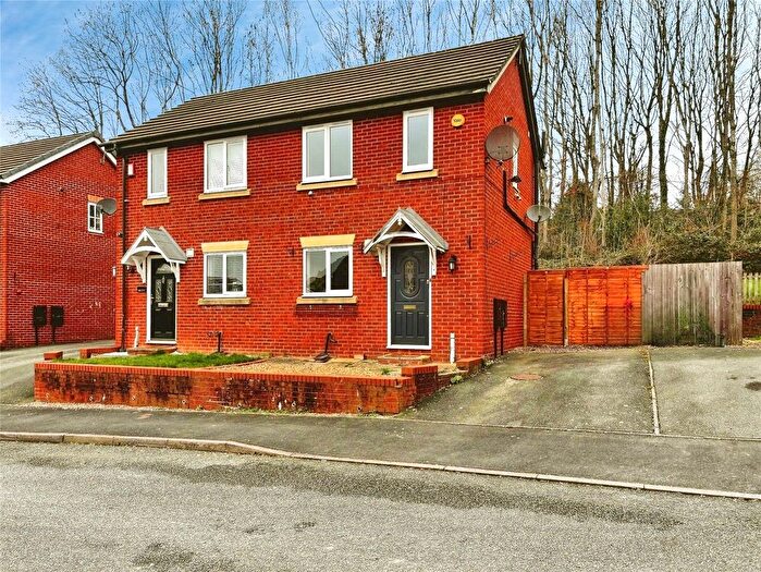 2 Bedroom Semi Detached House For Sale In Magpie Way, Telford, Shropshire, TF4