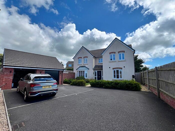 4 Bedroom Detached House For Sale In Greenmeadow Way, Rhoose, CF62