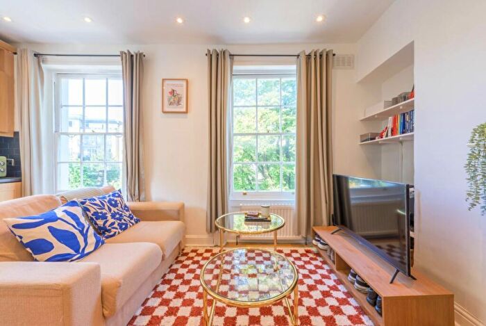 1 Bedroom Flat To Rent In Claremont Square, Islington, N1