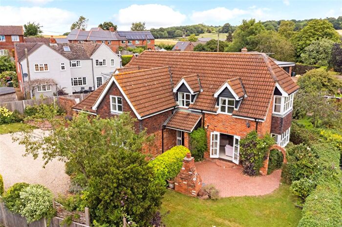 4 Bedroom Detached House For Sale In Stoney Lane, Ashmore Green, Thatcham, Berkshire, RG18