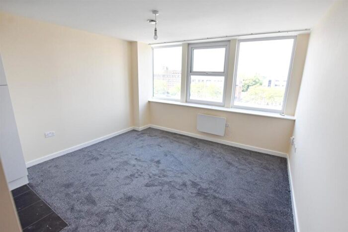 Apartment To Rent In Abbey Street, Leicester, LE1
