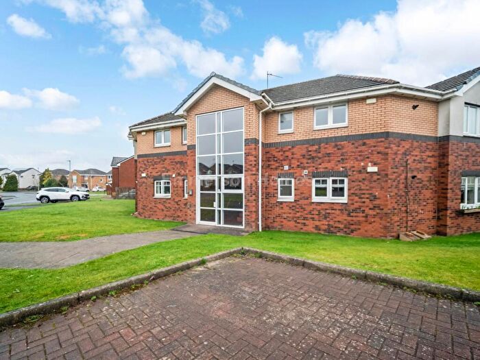 2 Bedroom Flat For Sale In Osprey Crescent, Paisley, PA3