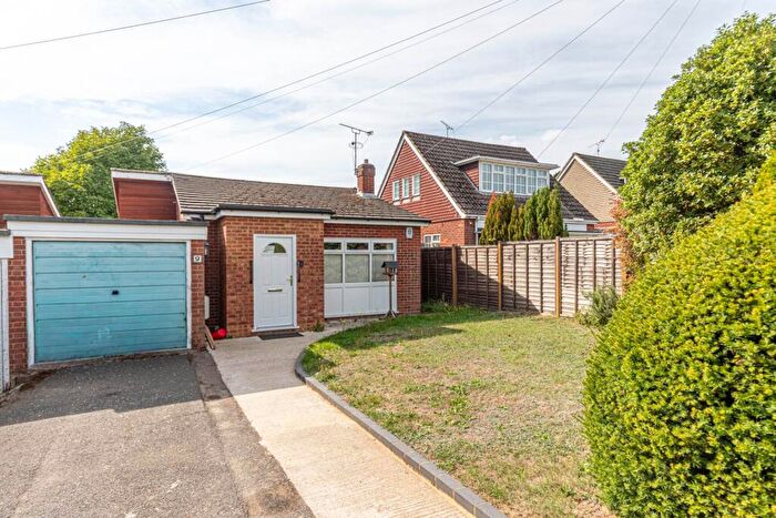 2 Bedroom Detached Bungalow For Sale In Gurney Drive, Caversham Heights, Reading, RG4