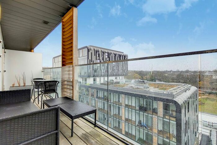 1 Bedroom Flat To Rent In Love Lane, Woolwich, London SE18