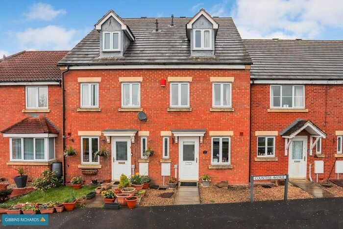 3 Bedroom Terraced House To Rent In Countess Avenue, Bridgwater, TA6