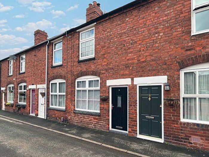 2 Bedroom Property To Rent In Hall Lane, Burntwood, WS7