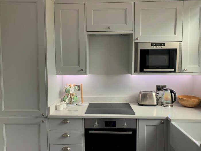 2 Bedroom Flat To Rent In Arthur Road, London, SW19