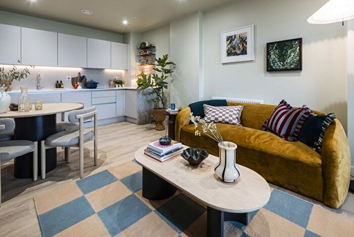 2 Bedroom Flat To Rent In Masonry Place, London, UB3