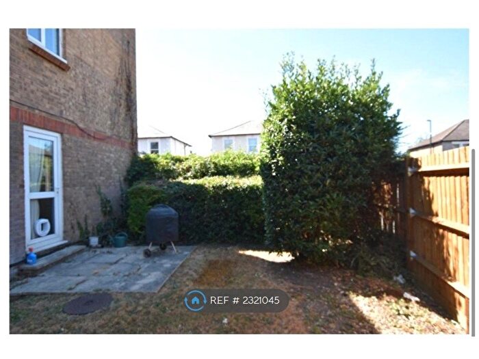 1 Bedroom Flat To Rent In Dagmar Rd, London, SE25