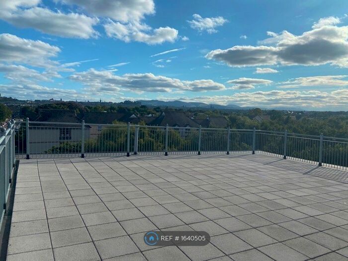 3 Bedroom Flat To Rent In Craighall Road, Edinburgh, EH6