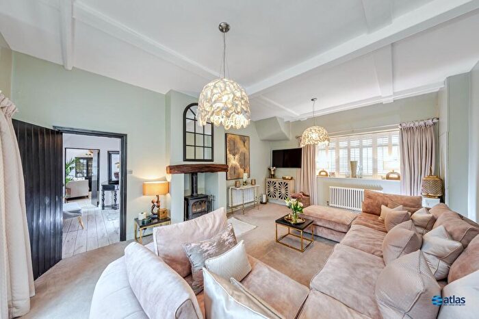 4 Bedroom Detached House For Sale In Mersey Road, Aigburth, L17