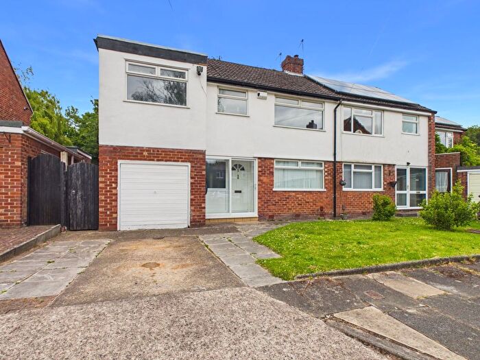 4 Bedroom Semi Detached House For Sale In Hayles Grove, Gateacre, Liverpool., L25