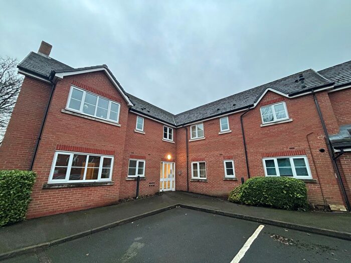 2 Bedroom Flat To Rent In Prestwood Road, Wolverhampton, WV11