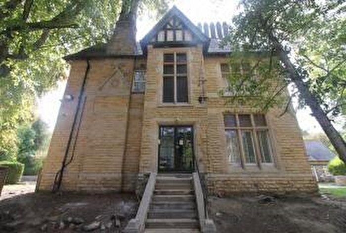 2 Bedroom Apartment To Rent In Fl, Shaw Lane, Leeds, AT2
