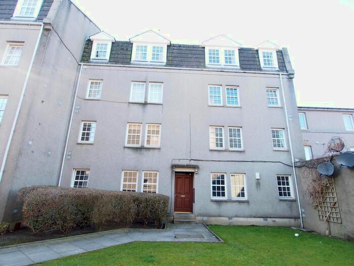 2 Bedroom Flat To Rent In Picardy Court, Rose Street, AB10