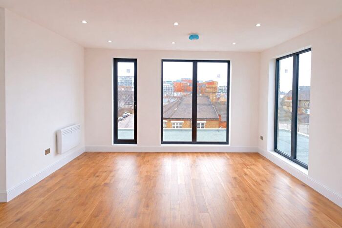 2 Bedroom Flat To Rent In Tyler Street, Greenwich, SE10