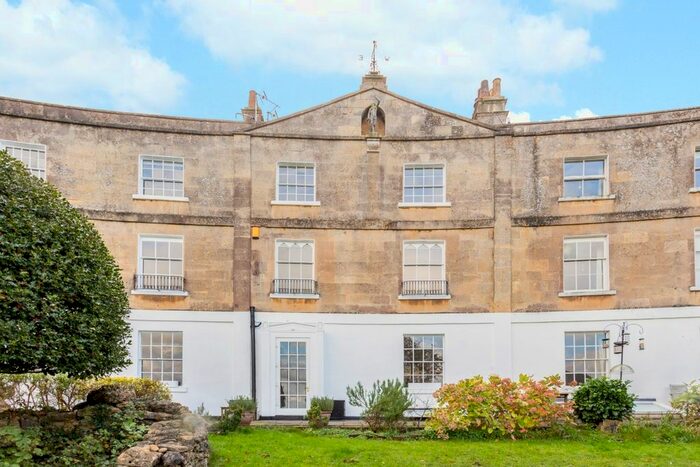 3 Bedroom Terraced House To Rent In Bloomfield Crescent, Bath, BA2