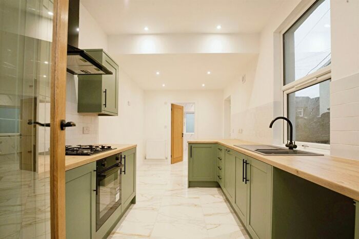 3 Bedroom Terraced House For Sale In Broomfield Street, Caerphilly, CF83