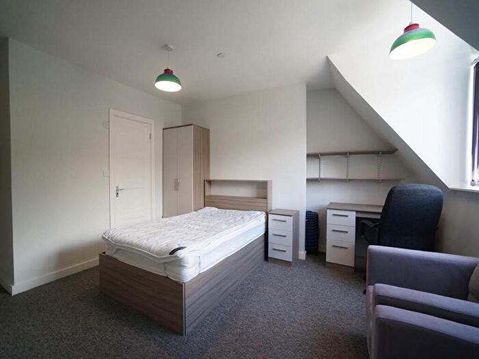 1 Bedroom Apartment To Rent In Deiniol Road, Bangor, LL57