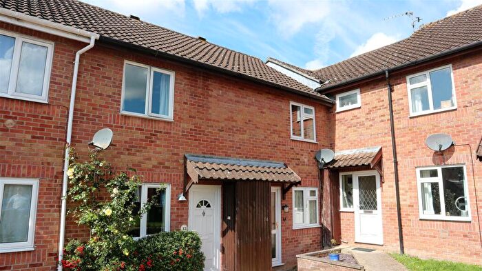 3 Bedroom Terraced House To Rent In Centurion Close, Chippenham, SN15