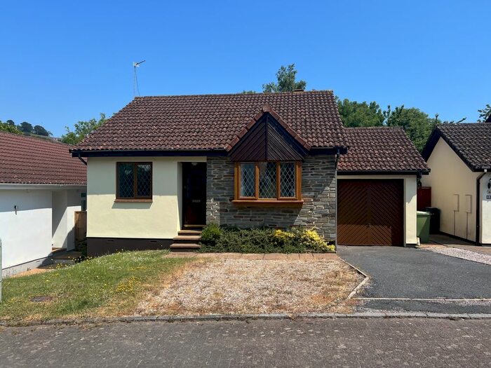 2 Bedroom Detached Bungalow To Rent In Teignmouth, Devon, TQ14