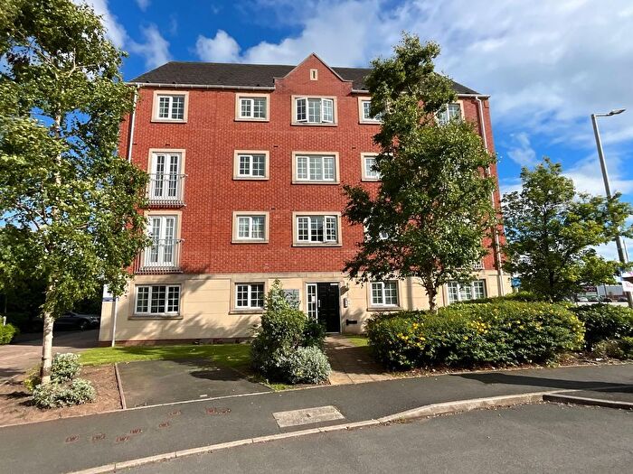2 Bedroom Flat For Sale In Columbus Avenue, Brierley Hill, DY5