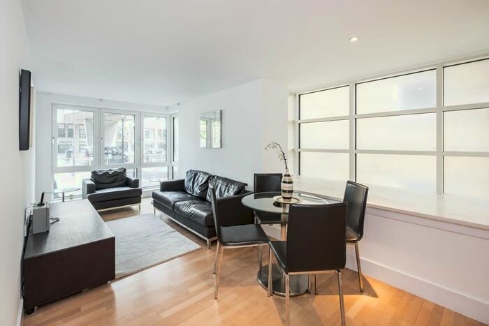 1 Bedroom Flat To Rent In High Timber Street, London, EC4V