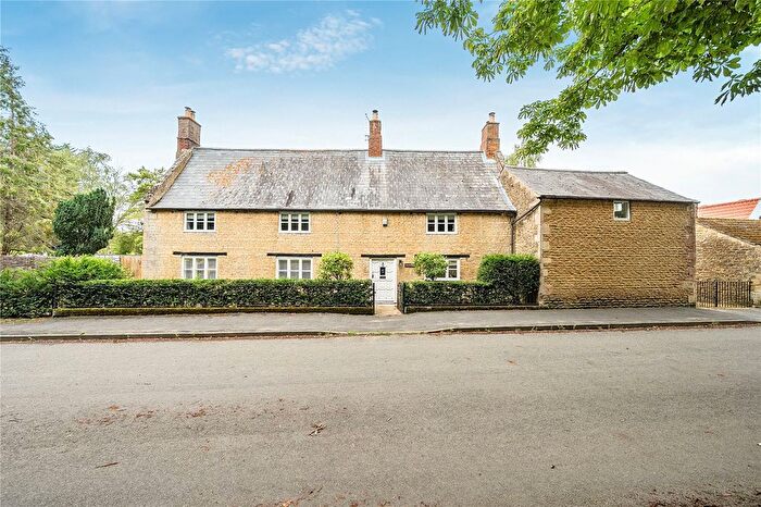 3 Bedroom Detached House For Sale In Braceborough, Stamford, Lincolnshire, PE9