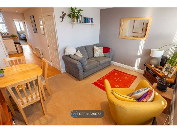 1 Bedroom Flat To Rent In Wastdale Road, London, SE23