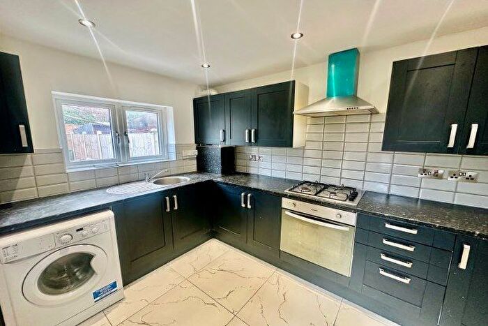 2 Bedroom Property To Rent In Devon Road, Barking, IG11