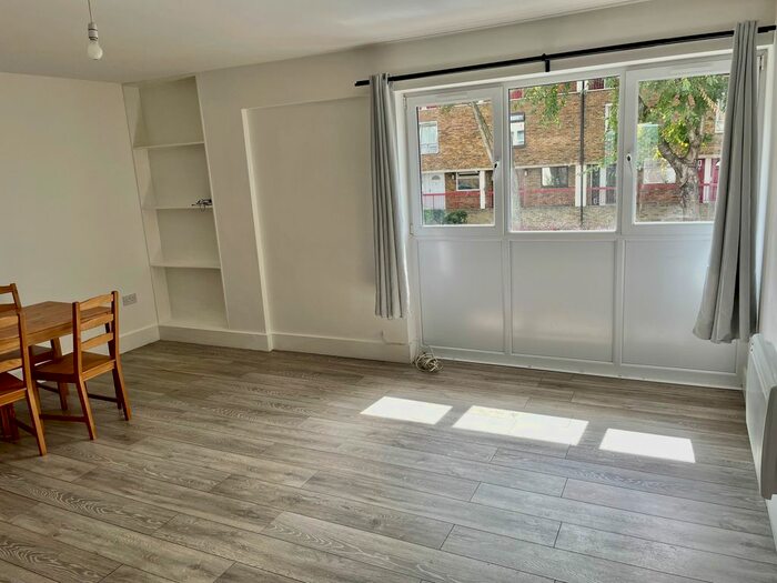 1 Bedroom Flat To Rent In Rollins Street, South Bermondsey, SE15