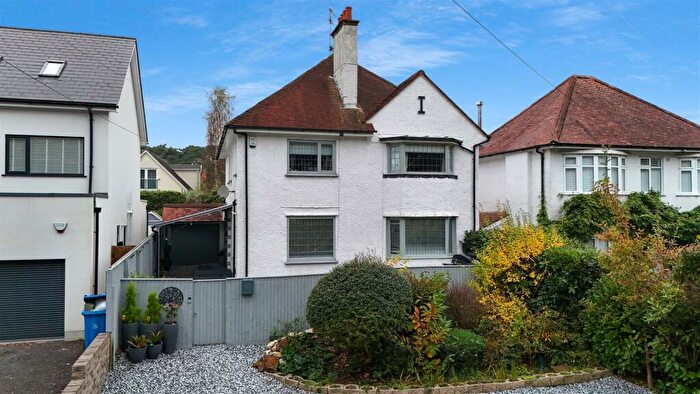 4 Bedroom Detached House To Rent In Canford Cliffs Road, Poole, BH13